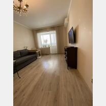 2-к. квартира, 72 м², 14/16 эт.